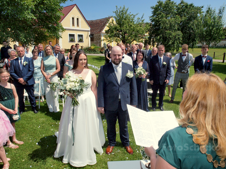 14 | Svatba Michaela & David | Statek U Drsů | Debrník | FotoSchinko