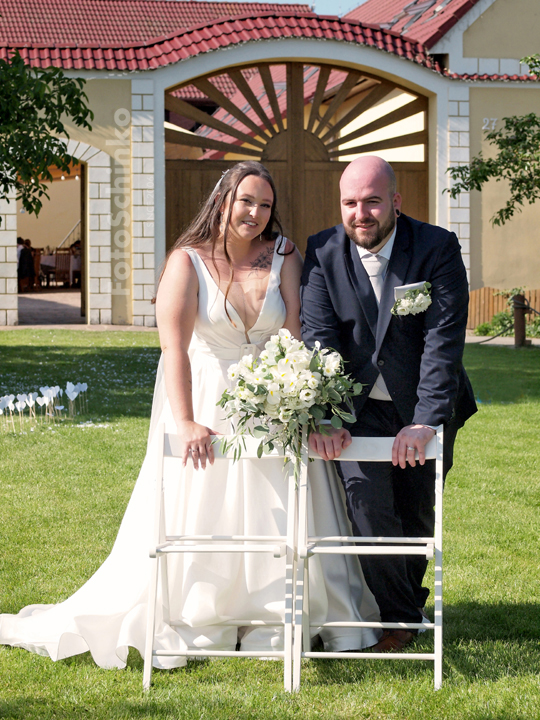 26 | Svatba Michaela & David | Statek U Drsů | Debrník | FotoSchinko