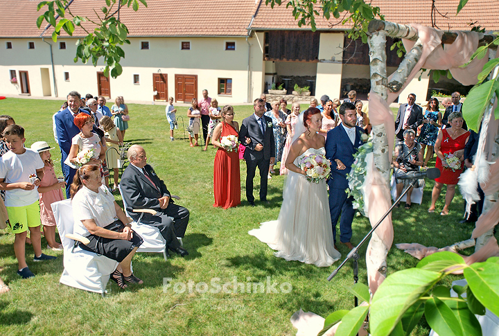 16 | Svatba Klárka & Tomáš | Statek Aspera | Plástovice