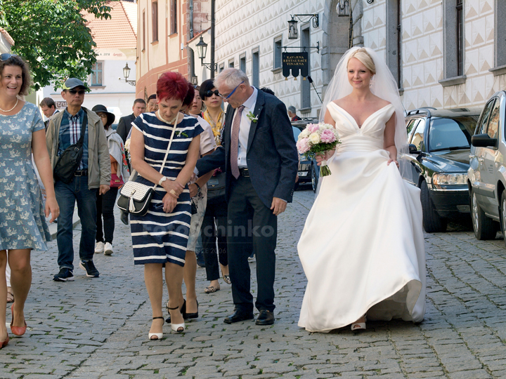 02 | Eliška & Jiří | Svatební fotografie Český Krumlov | FotoSchinko