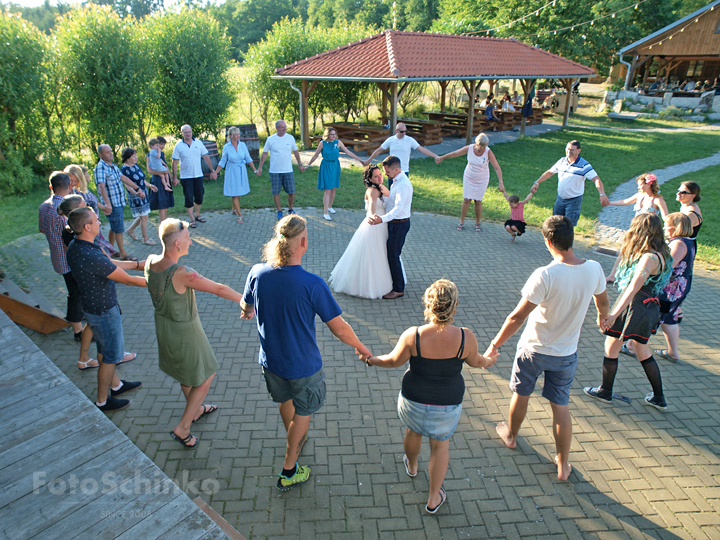 40 | Svatba Terezka & Michal | Svatební fotografie Penzion Kamínek