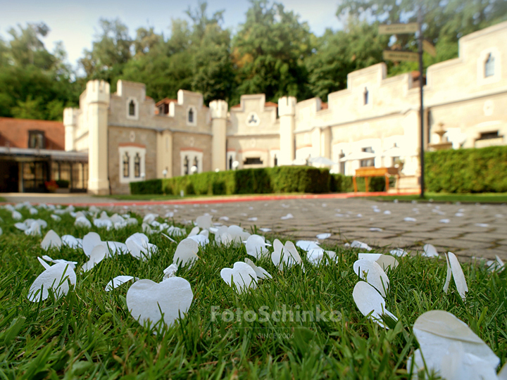 25 | Svatba Romana & Norbert | Hotel Štekl | Zámek Hluboká | FotoSchinko