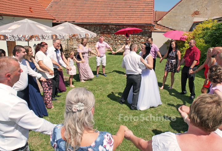 33 | Svatba Andrea & Ján | České Budějovice | FotoSchinko