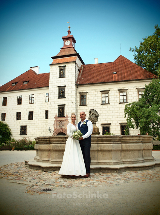 19 | Svatba Martina & Petr | Zámek Třeboň | FotoSchinko