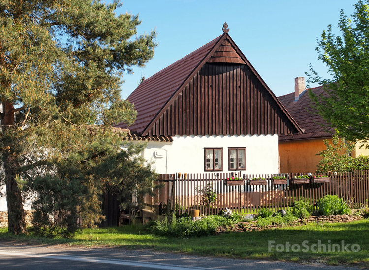 02 | Selské baroko | Bechyňská Smoleč | FotoSchinko