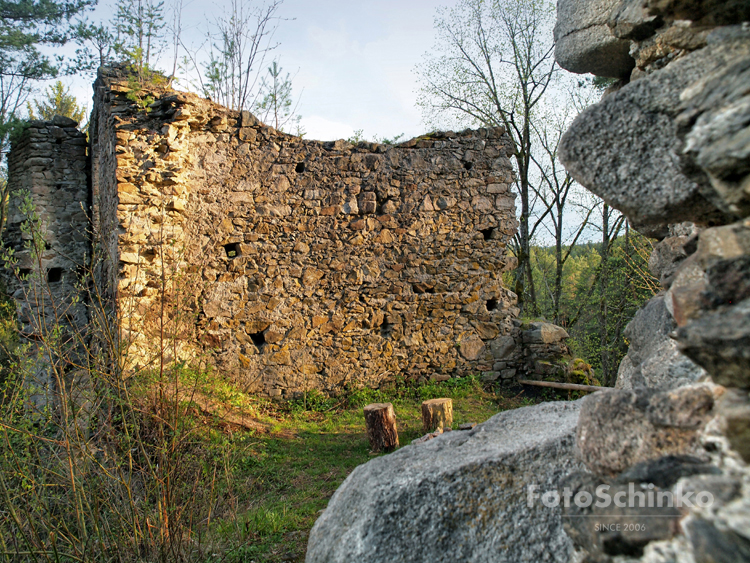 03 | Hrad Louzek | FotoSchinko