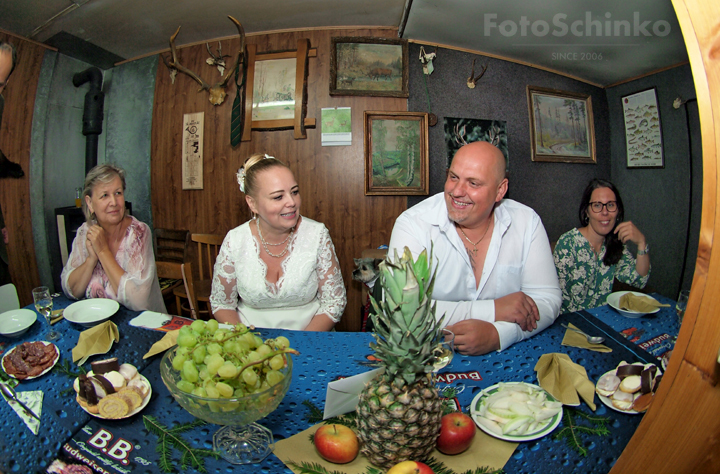 23 | Svatba Petra & Zdeněk | Hájovna Nedabyle | FotoSchinko