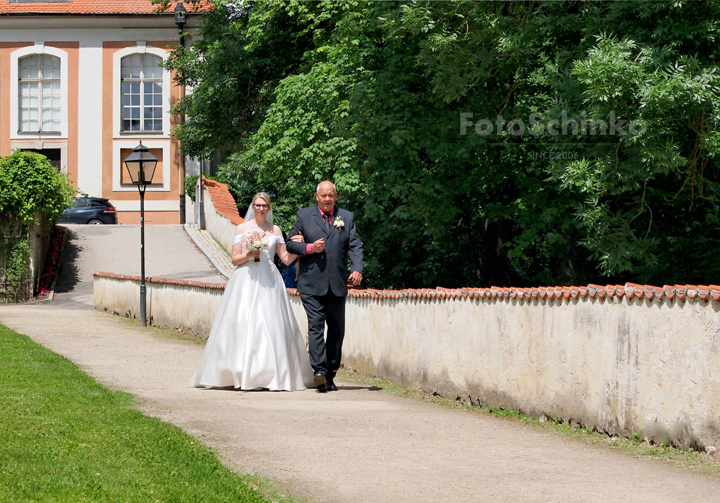 09 | Svatba Olga & Radek | Zámecká jízdárna | Český Krumlov | FotoSchinko
