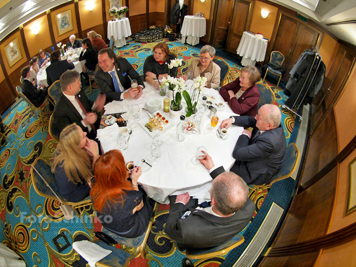 42 | Svatba Bára & Zdeněk | Art Deco Imperial Hotel | Praha | FotoSchinko