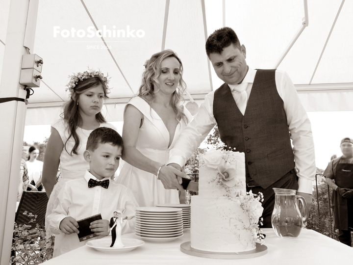 39 | Svatba Alena & Filip | Hotel Růže | Český Krumlov | FotoSchinko