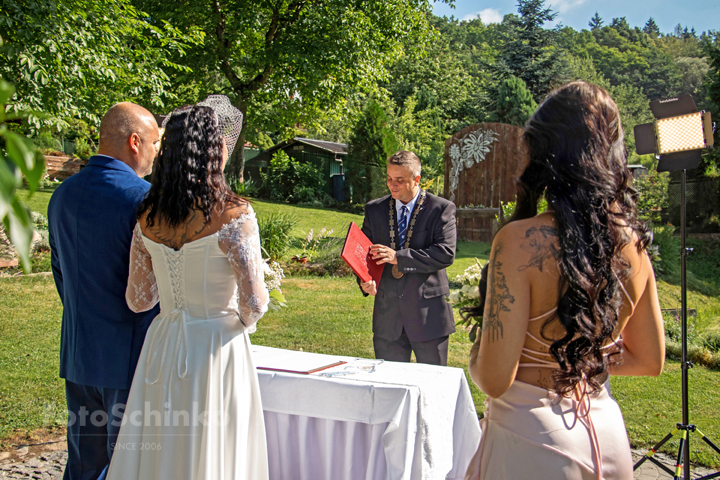 12 | Svatba Monika & Martin | U Malířských | Písek | FotoSchinko