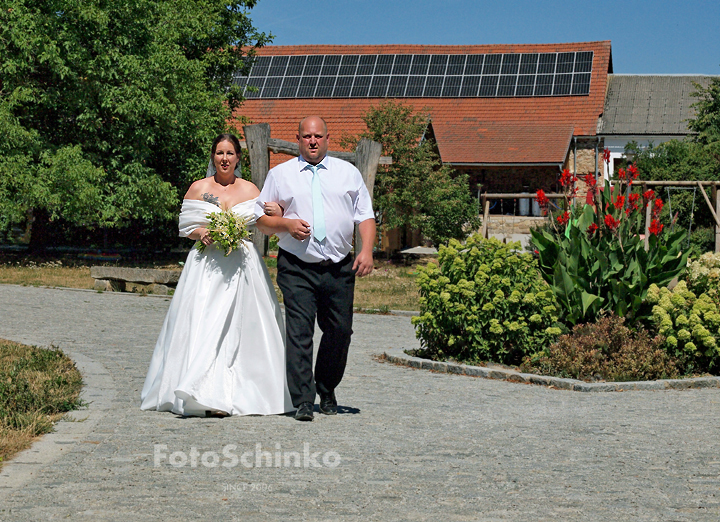 13 | Svatba Monika & Štěpán | Zámek Pluhův Žďár | FotoSchinko