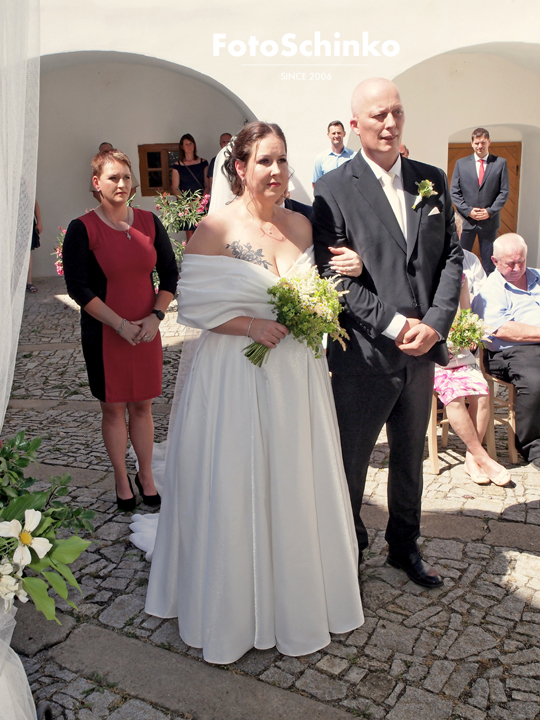 14 | Svatba Monika & Štěpán | Zámek Pluhův Žďár | FotoSchinko