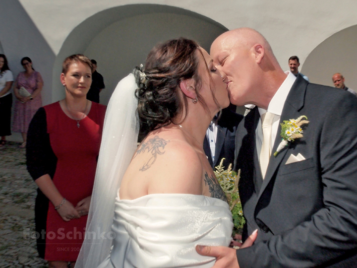 16 | Svatba Monika & Štěpán | Zámek Pluhův Žďár | FotoSchinko