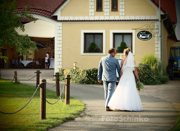 60 | Svatba Edita & Matěj | Statek U Drsů | Debrník | FotoSchinko
