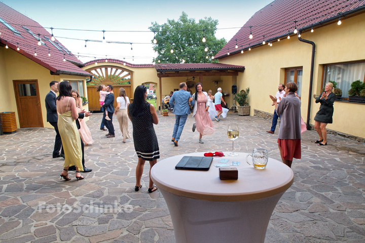 49 | Svatba Edita & Matěj | Statek U Drsů | Debrník | FotoSchinko
